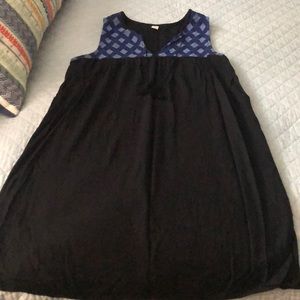Old Navy Sleeveless Dress will cute tassels